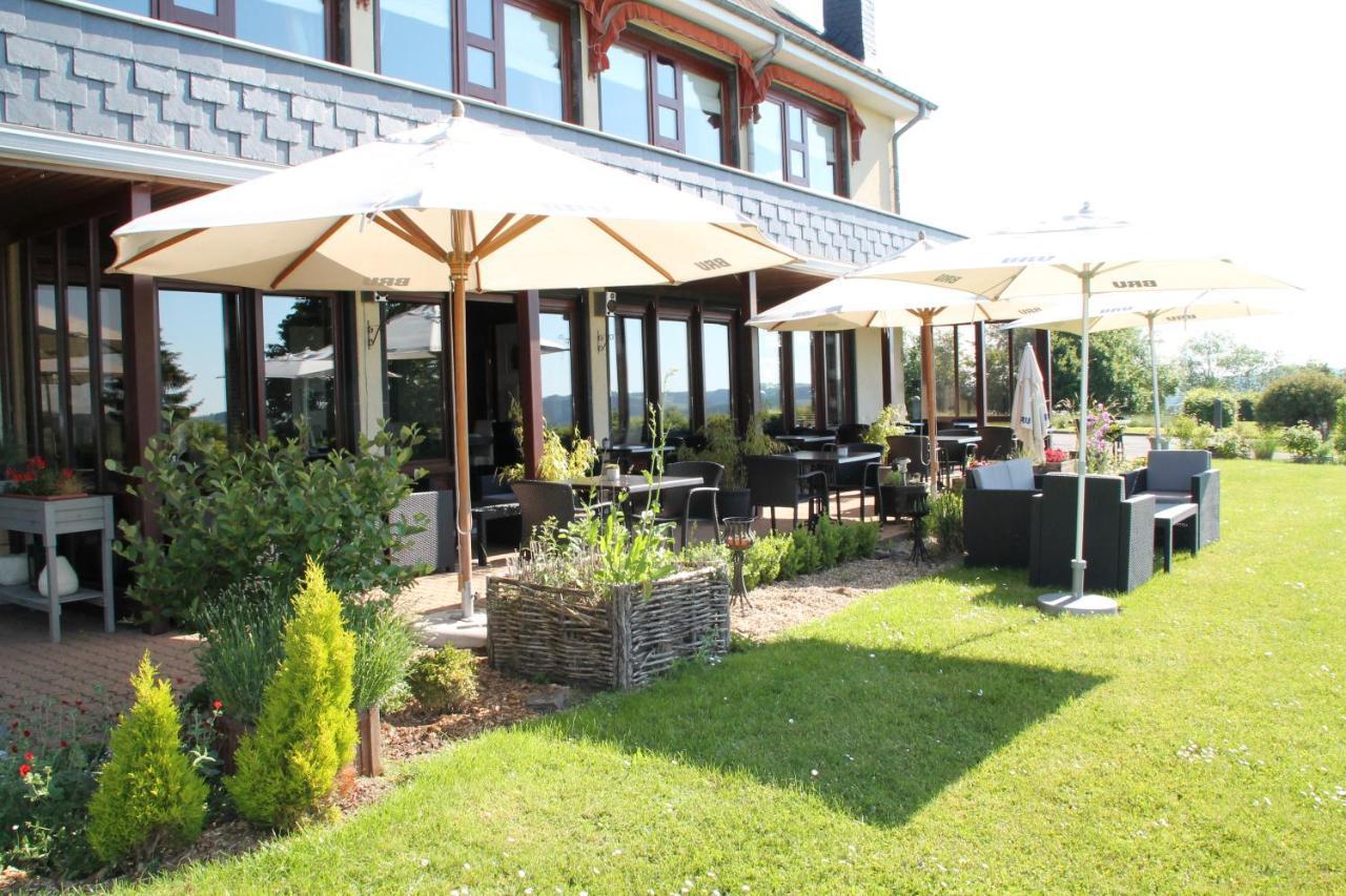 Hotel Restaurant N 4 Martelange Екстериор снимка