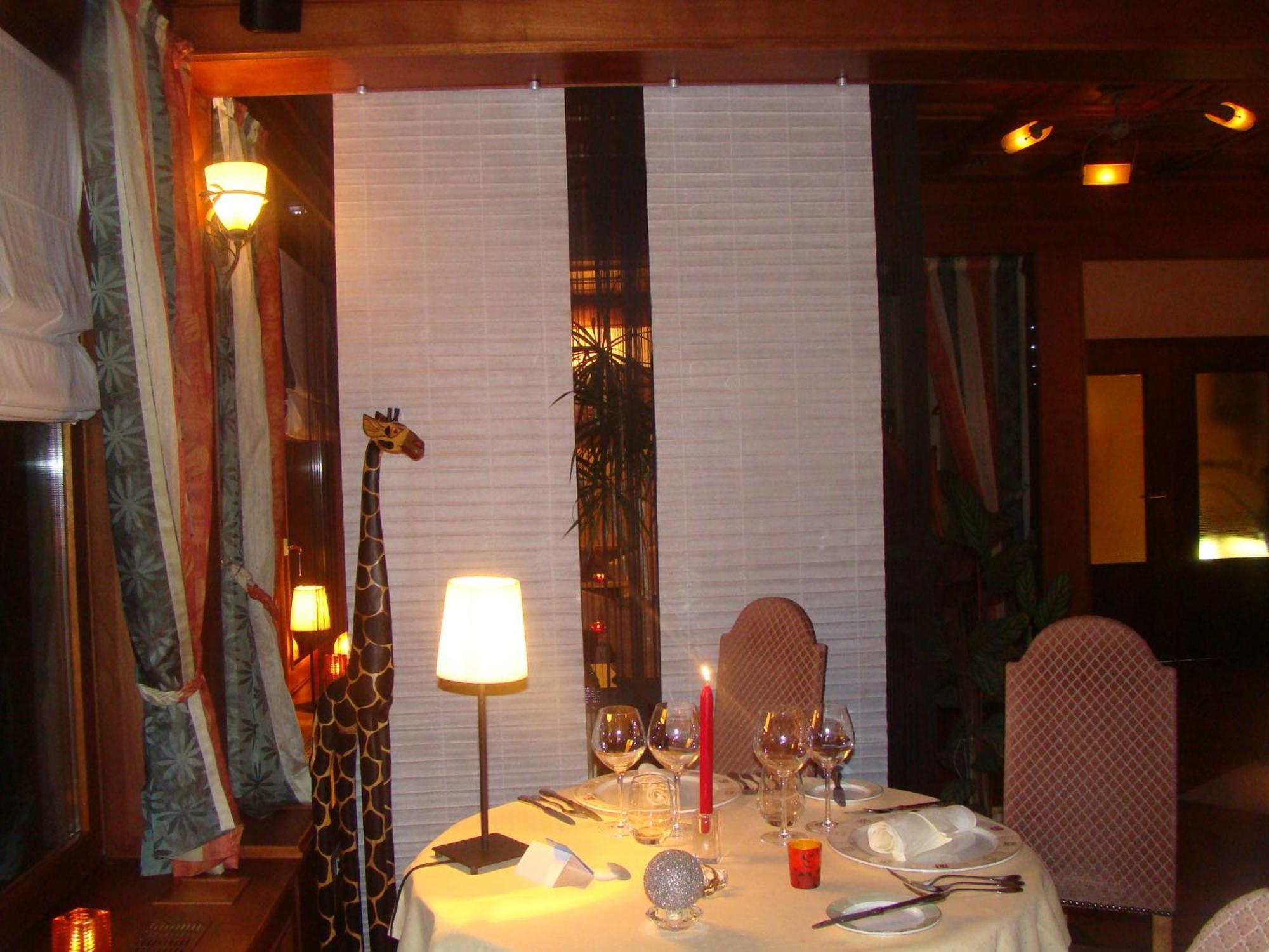 Hotel Restaurant N 4 Martelange Екстериор снимка